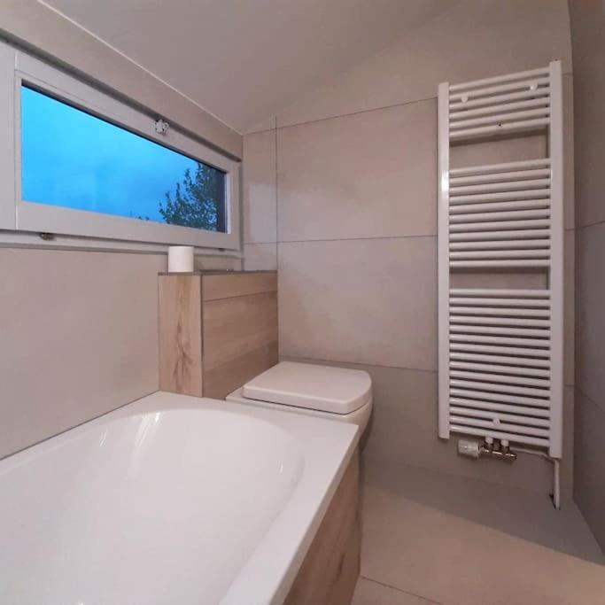 Haus Julia Direkt Am Hennesee Mitten Im Sauerland ميشيده المظهر الخارجي الصورة