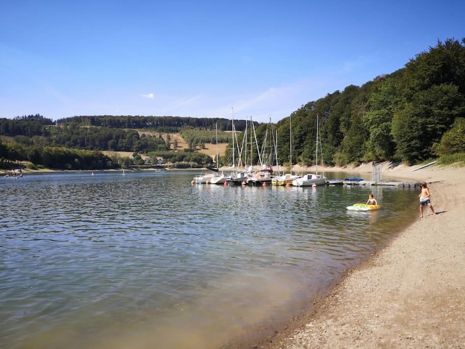 Haus Julia Direkt Am Hennesee Mitten Im Sauerland ميشيده المظهر الخارجي الصورة